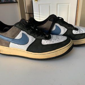 Nike Air Force 1 Low Premium Escape 2005 Size 10 Black Gray White Light Blue